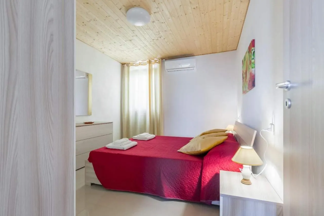 Holiday home Sasha'S Villa Avola